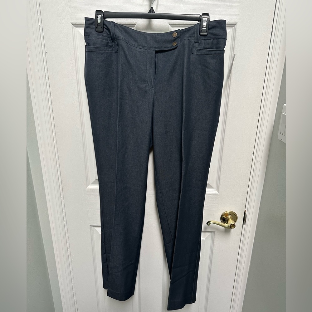 NEW- Size 14w Women’s pants from Dressbarn.